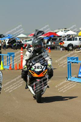 media/Sep-20-2025-TrackDaz (Sat) [[27f0cde673]]/Around the Pits/